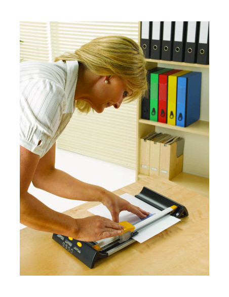 CIZALLA DE CORTE A4 NEUTRON PLUS FELLOWES 5410101