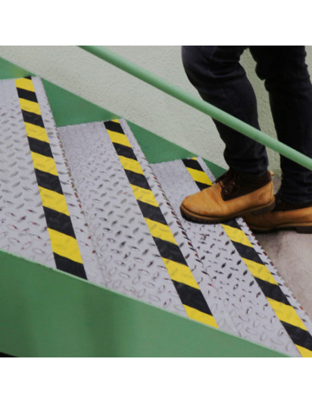 ROLLO CINTA DE SEGURIDAD ADHESIVA ANTIDESLIZANTE 50MMX18,3METROS NEGRO/AMARILLO TARIFOLD 197604
