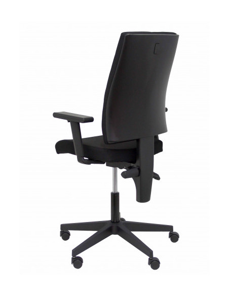 SILLA MODELO LEZUZA ARAN CON BRAZOS REGULABLES NEGRO PIQUERAS Y CRESPO 322NE