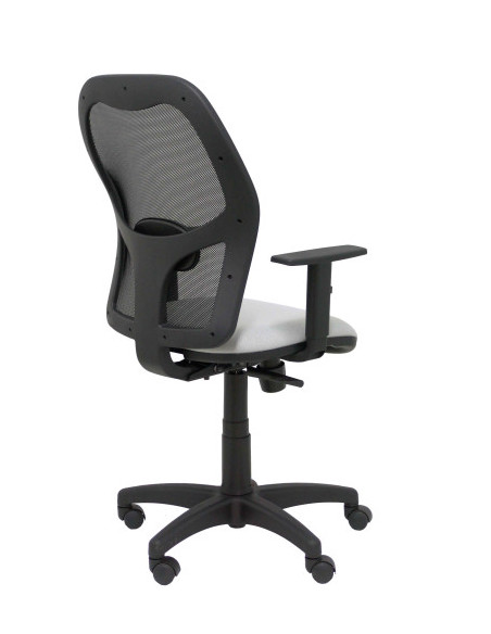 SILLA ALOCÉN MALLA NEGRA ASIENTO BALI GRIS BRAZOS REGULABLES PIQUERAS Y CRESPO 345SM840B40B10CRN