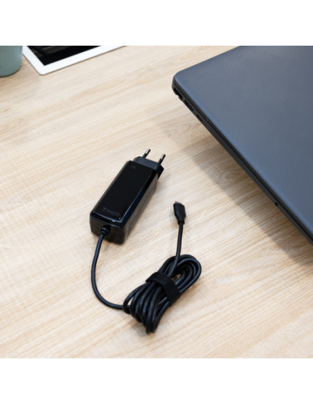 TOOQ CARGADOR PORTÁTIL GAN USB-C PD 45W, CÚBICO NEGRO