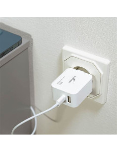 20W USBC POWER SUPPLY SMARTPHO 2
