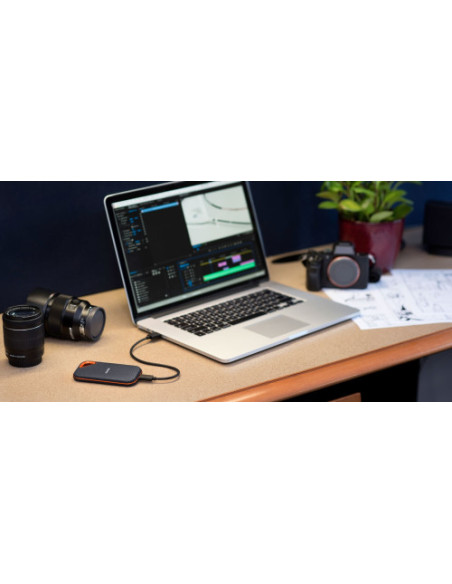 SANDISK EXTREME PRO 2TB PORTABLE SSD - READ/WRITE SPEEDS UP TO 2000MB/S, USB 3.2 GEN 2X2, FORGED ALUMINUM ENCLOSURE, 2-METER DRO