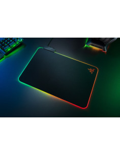 ALFOMBRILLA RAZER FIREFLY V2 (RZ02-03020100-R3M1) 2