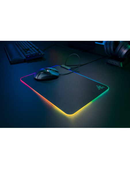 ALFOMBRILLA RAZER FIREFLY V2 (RZ02-03020100-R3M1)