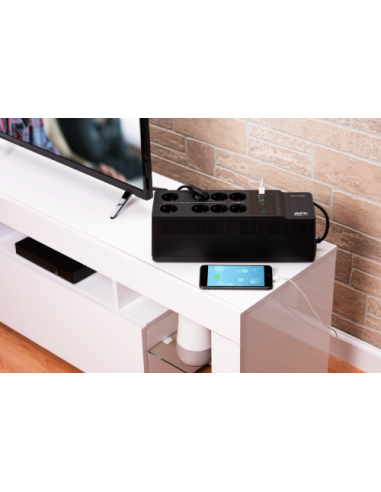 USB Type-C and A charging ports