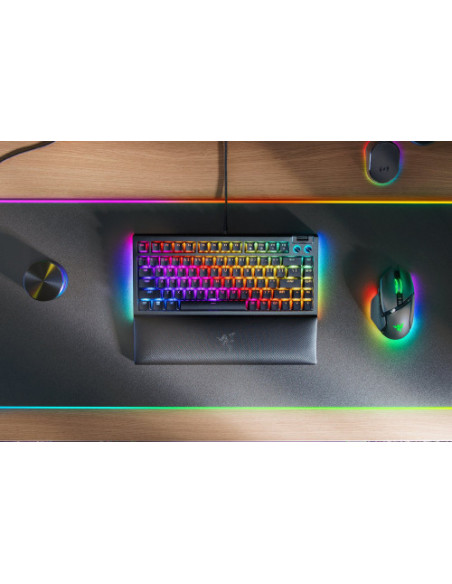 TECLADO RAZER BLACKWIDOW V4 75% (USA) (RZ03-05000100-R3M1) TECLADO RAZER BLACKWIDOW V4 75% (USA) (RZ03-05000100-R3M1)