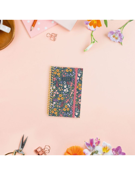 AGENDA ANUAL ESPIRAL FINOCAM 2026 DESIGN E3 SEMANA VISTA HORIZONTAL FLORA