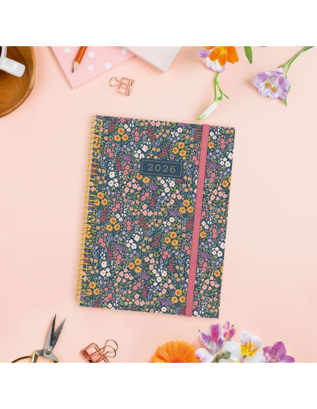 AGENDA ANUAL ESPIRAL FINOCAM 2026 DESIGN E10 DÍA PÁGINA FLORA