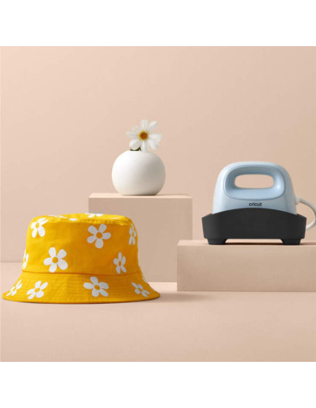 (EOL) CRICUT HAT PRESS
