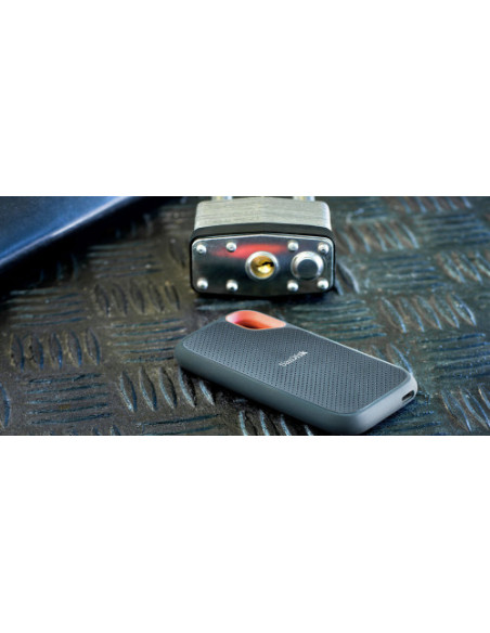 SANDISK EXTREME 4TB PORTABLE SSD - UP TO 1050MB/S READ AND 1000MB/S WRITE SPEEDS, USB 3.2 GEN 2, 2-METER DROP PROTECTION AND IP5